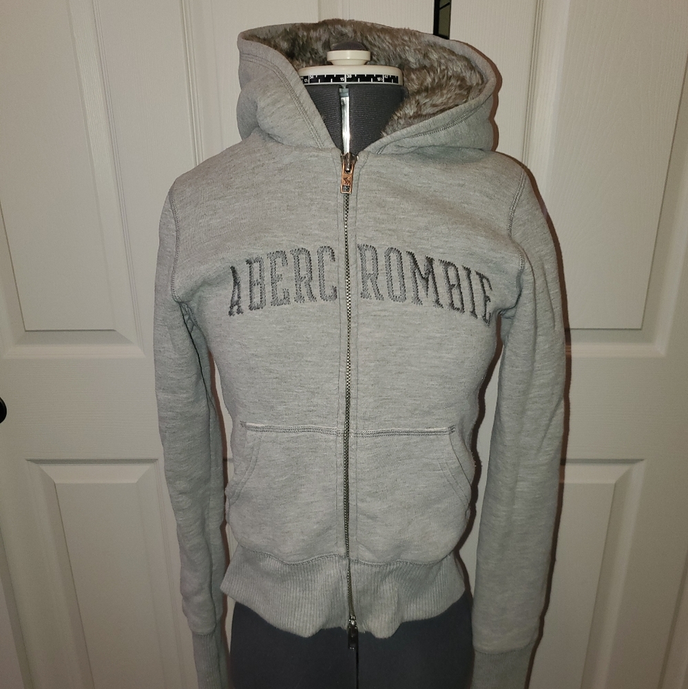 COPY - Abercrombie Sweatshirt Faux Fur lined